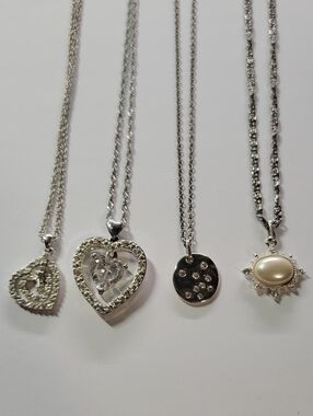 Womems Costume Jewelry Lot